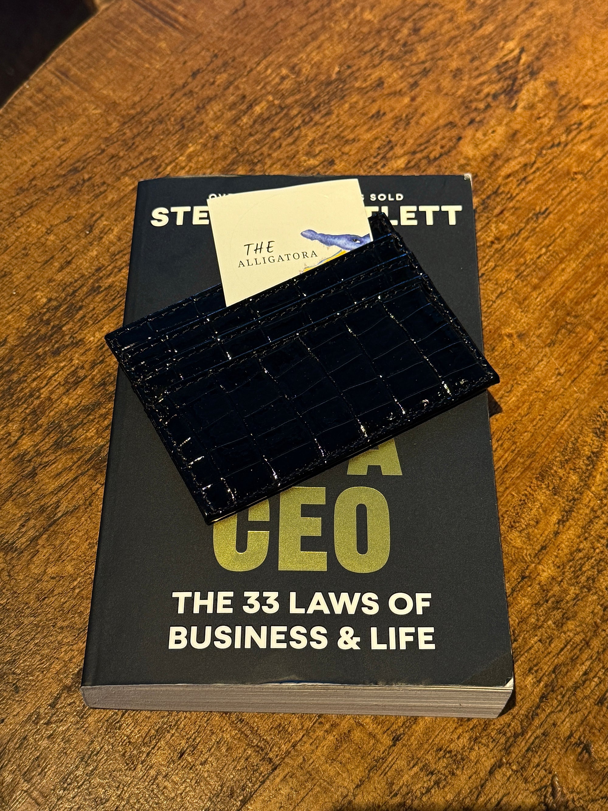 Dark Knight Cardholder - The Alligatora