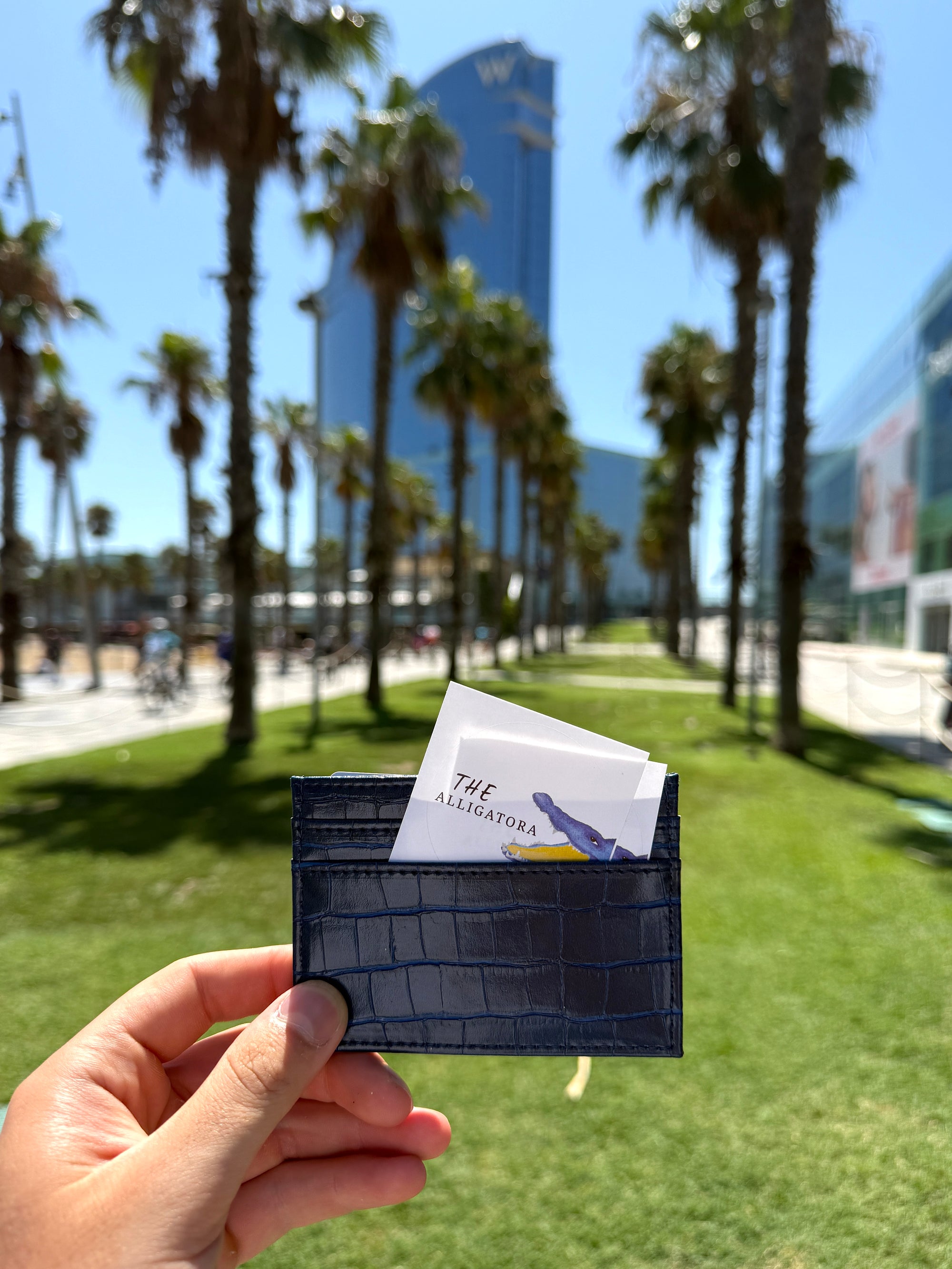 Mariana Trench Cardholder - The Alligatora