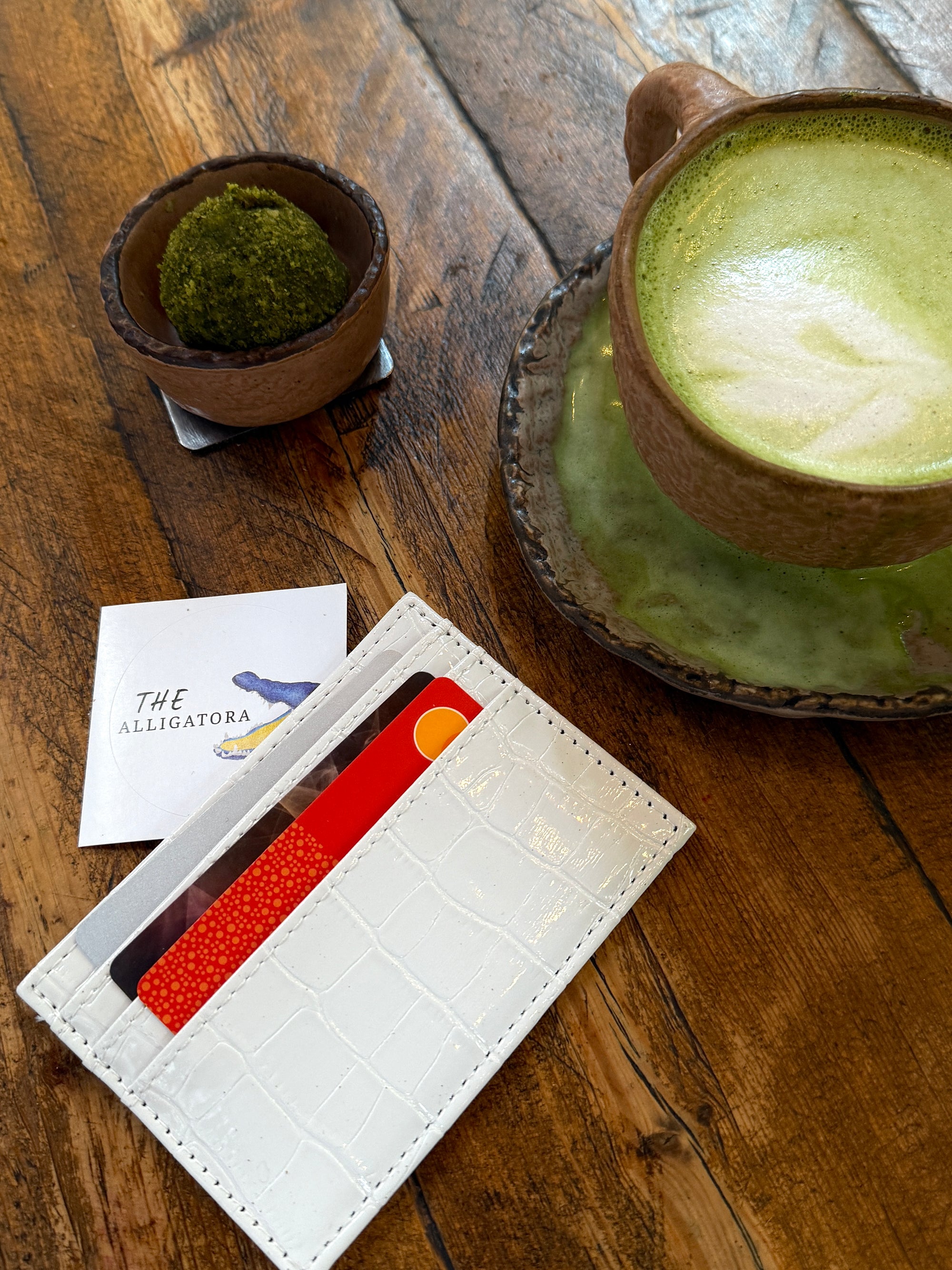 Salted Luxury Cardholder - The Alligatora